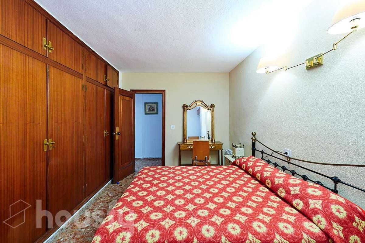 Classic Bedroom In The Center Of Alicante Eksteriør billede
